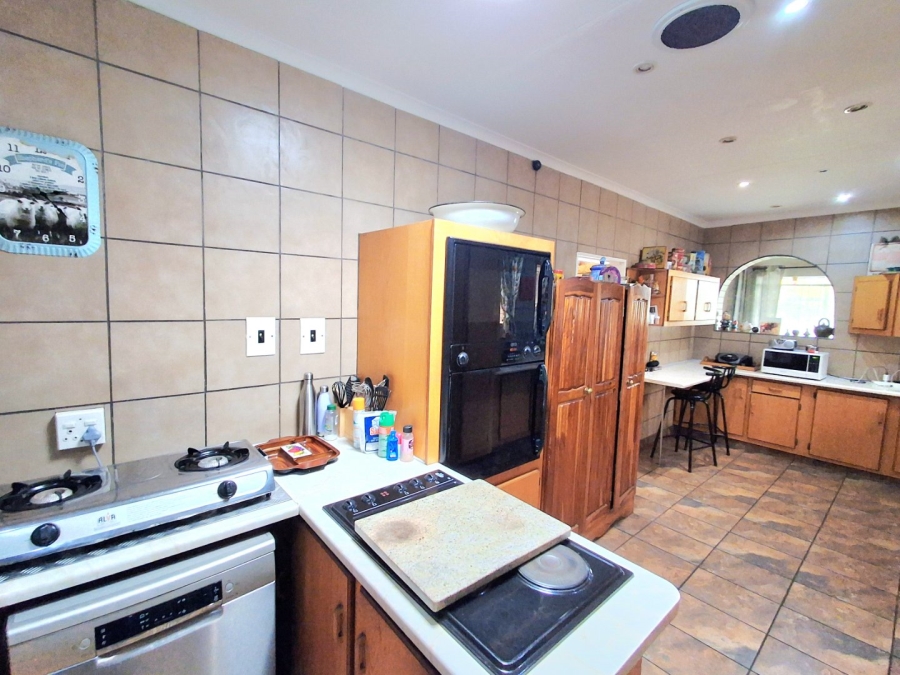 4 Bedroom Property for Sale in Vaalpark Free State